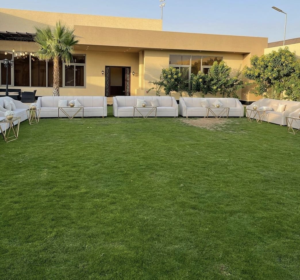 قهوجيات صبابات ضيافه نساء